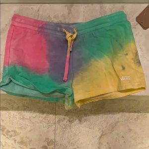Vans shorts tye dye